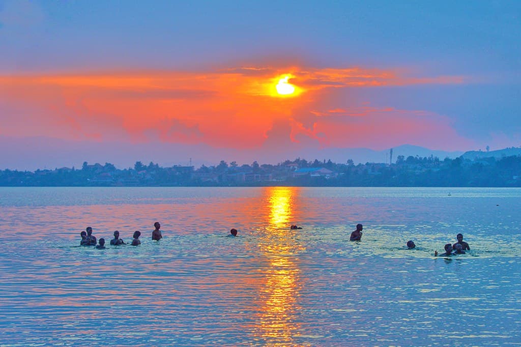 Lake Kivu Escape